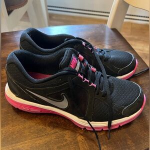 Nike Women's Dual Fusion Sneakers Size 9.5